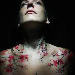SKINI LEE Handpoke Tattoo Toulouse