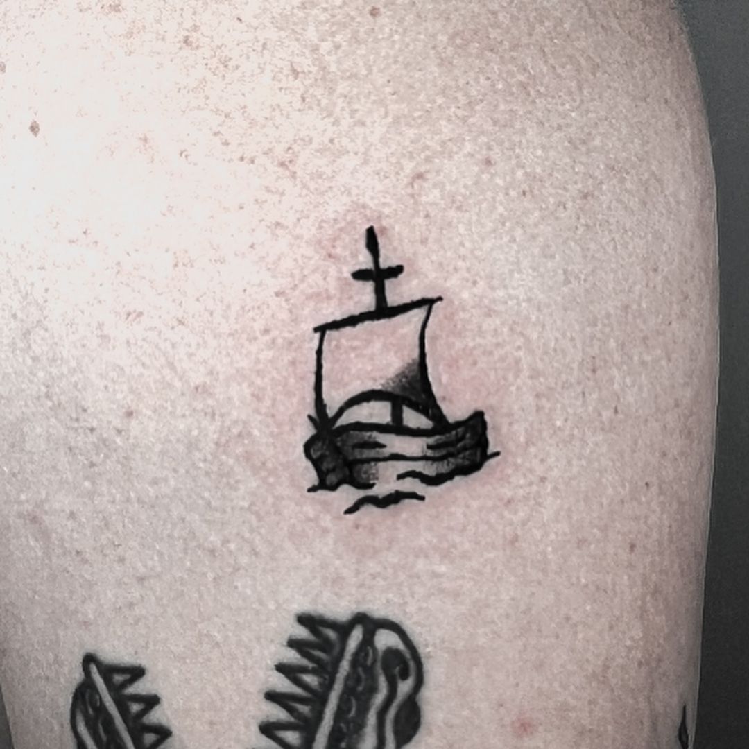 Tatouage par La Main Coupable