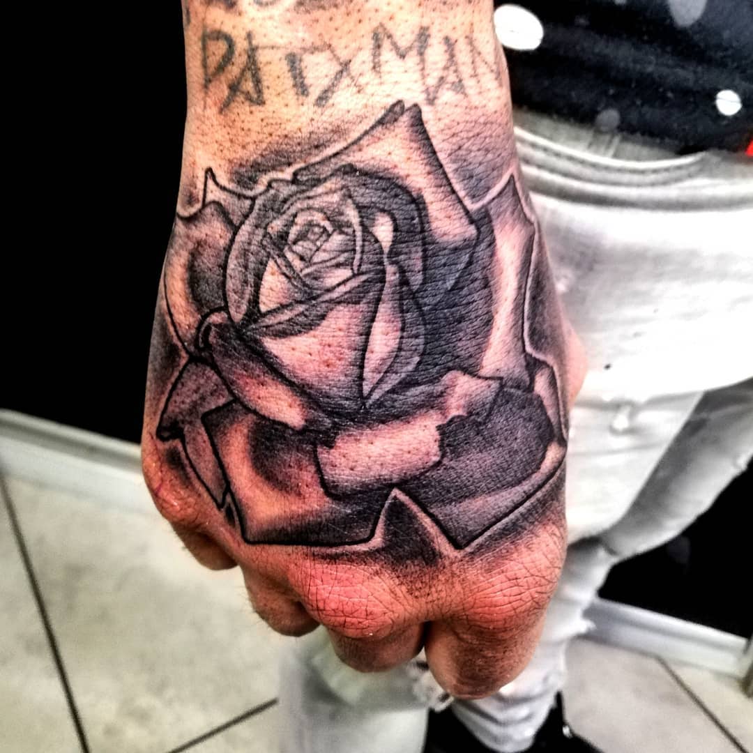 Tatouage par Hanem o'Donnel Tattoo