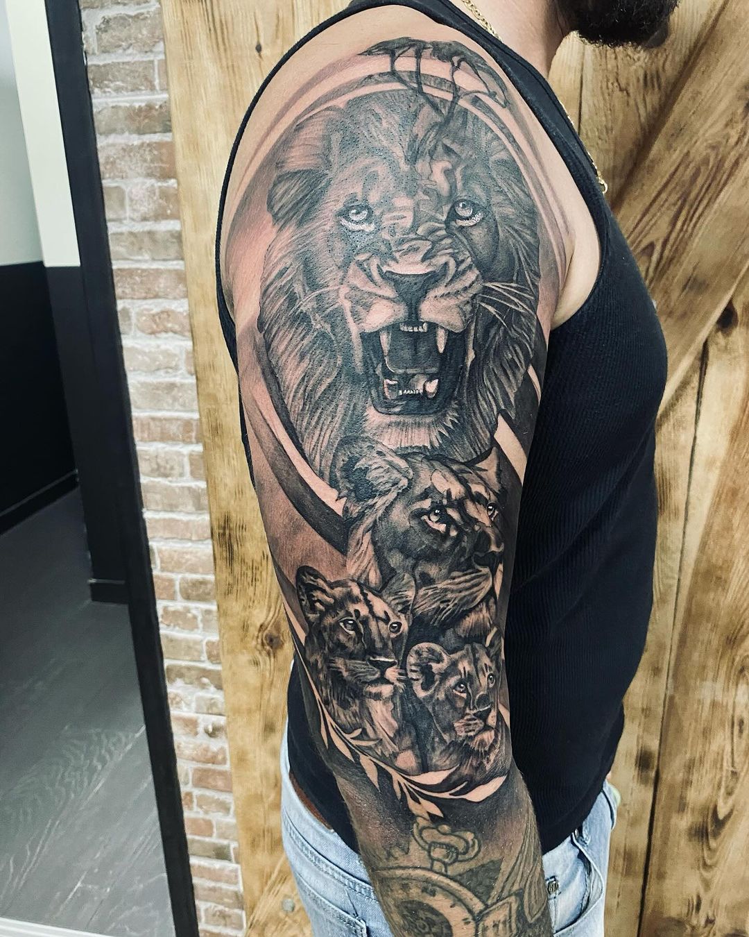 Tatouage par Hot Rod Tattoo