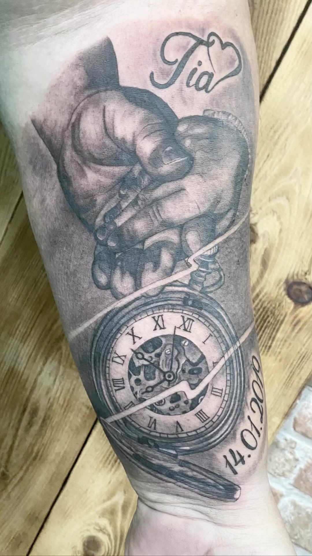 Tatouage par Hot Rod Tattoo