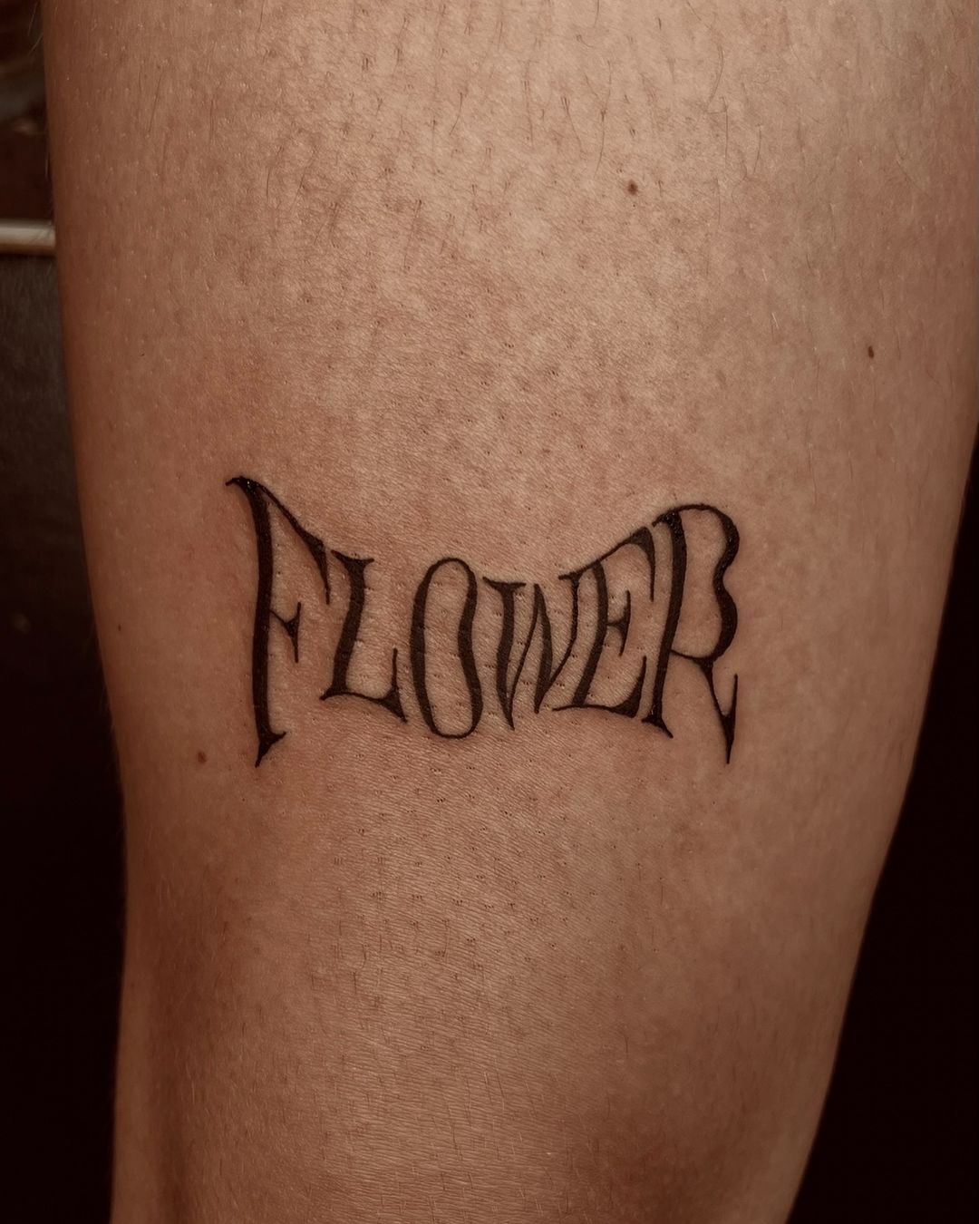 Tatouage par L C K Y