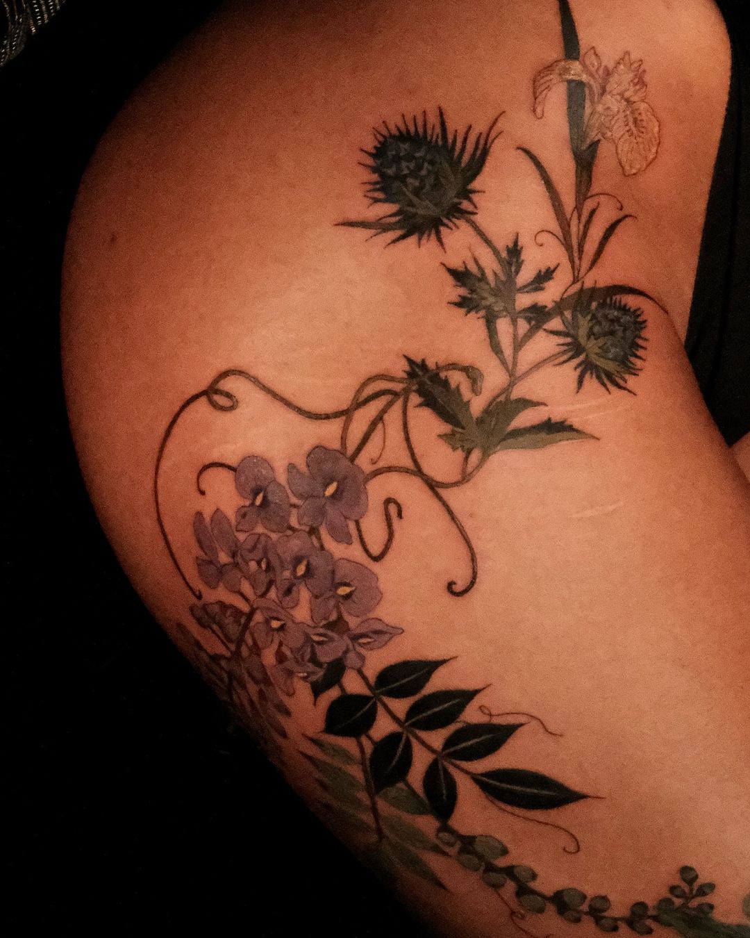 Tatouage par Yung Chi Ku Evennou