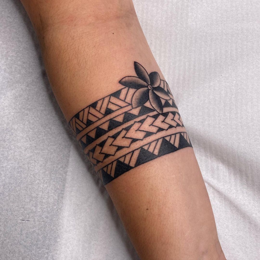 Tatouage par Ryan Grosselignes
