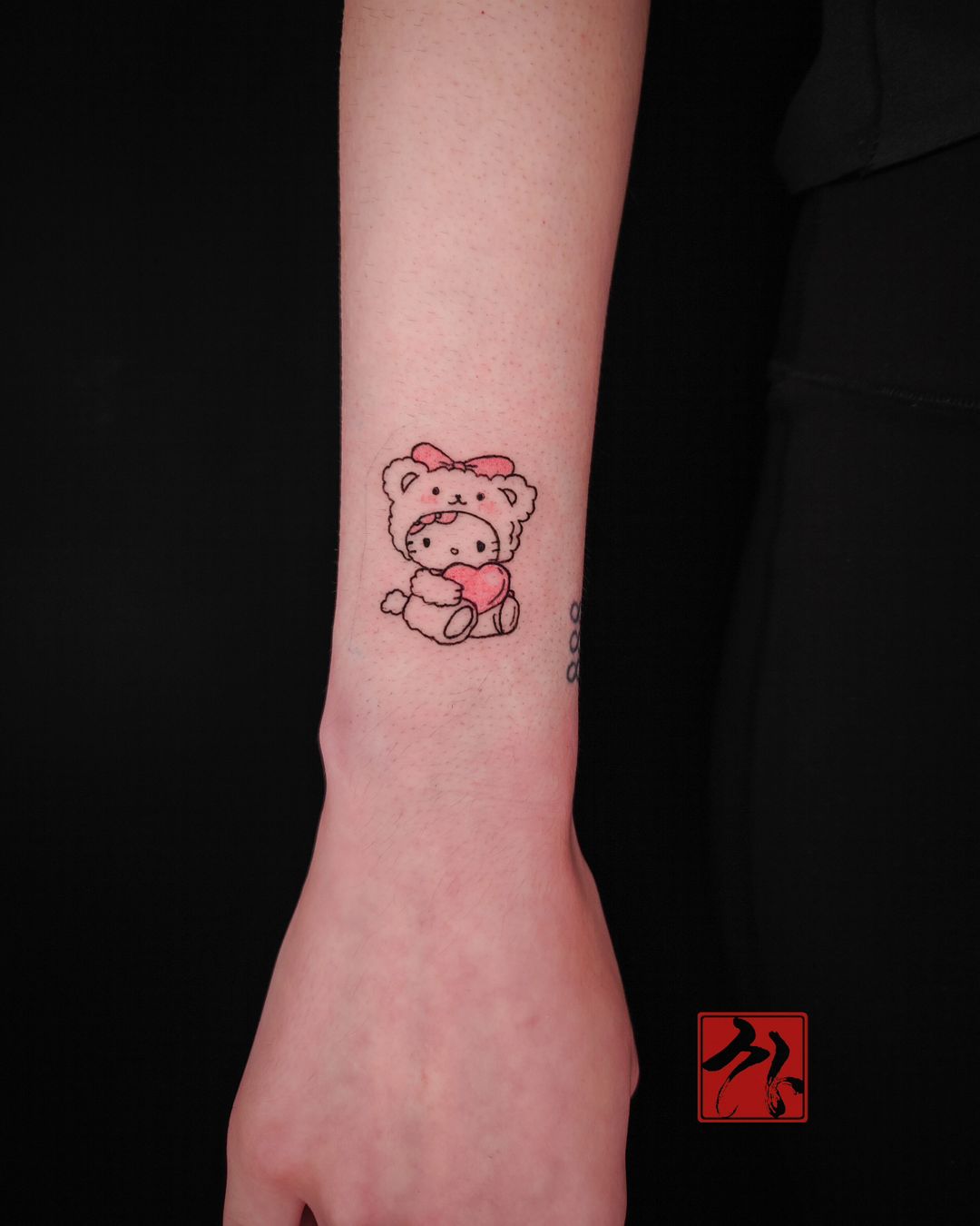 Tatouage par ʟ'ᴀᴛᴇʟɪᴇʀ Sᴀɴs ᴠɪsᴀɢᴇ