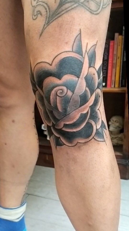 Tatouage par Yoann Sylvester Boom