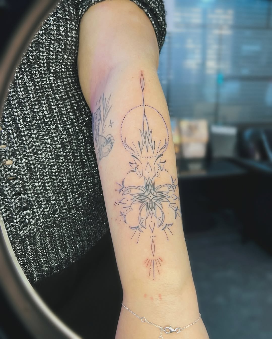 Travail de Grenz Tattoo Club