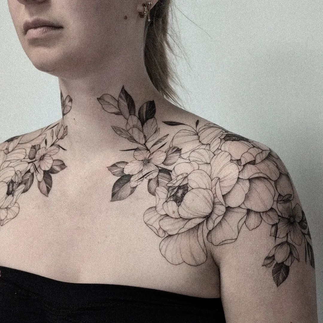 Travail de R N K Tattoo Marseille