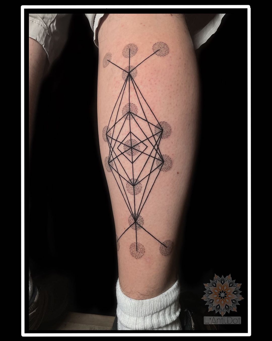 Tatouage par Anti.Dot - Dotwork