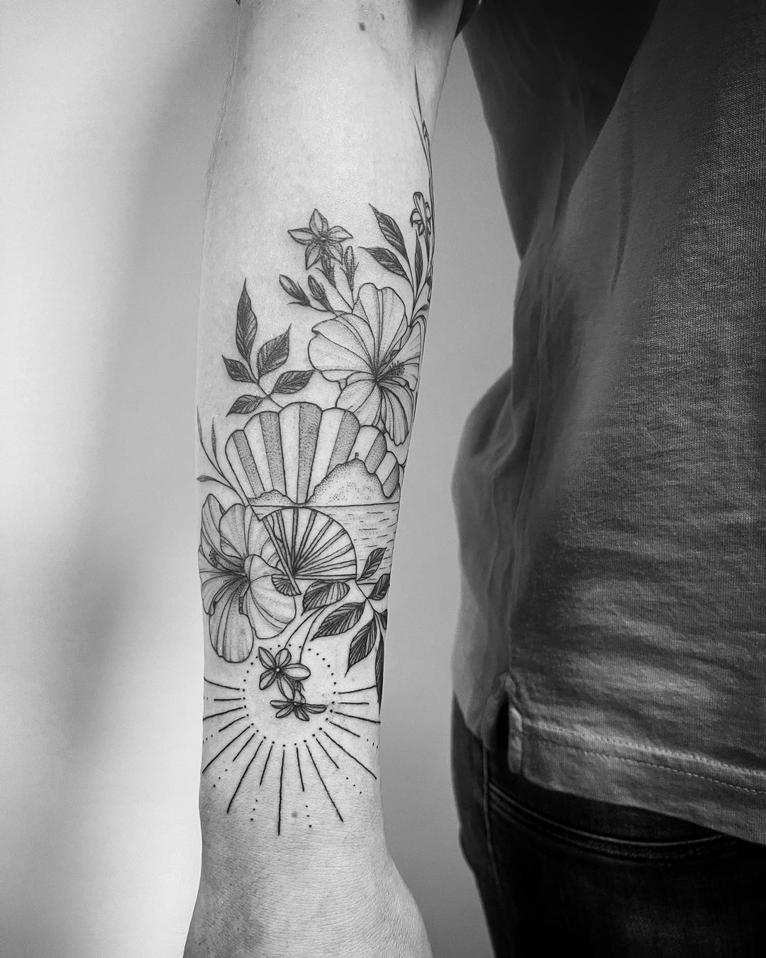 Tatouage par Caroline Escafit