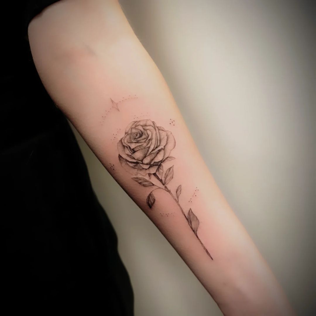 Tatouage par Elinor INK Fine Line Tattoo Artist Evreux