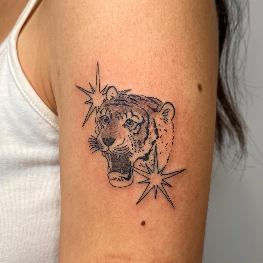 Tatouage par Tatoo Artist Sur Montpellier