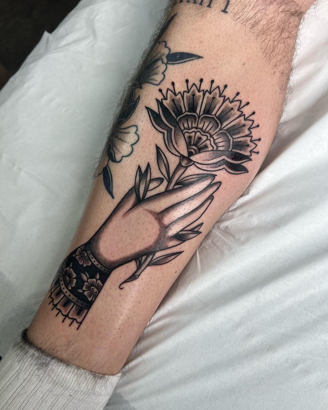 Tatouage par L A R A T U R E