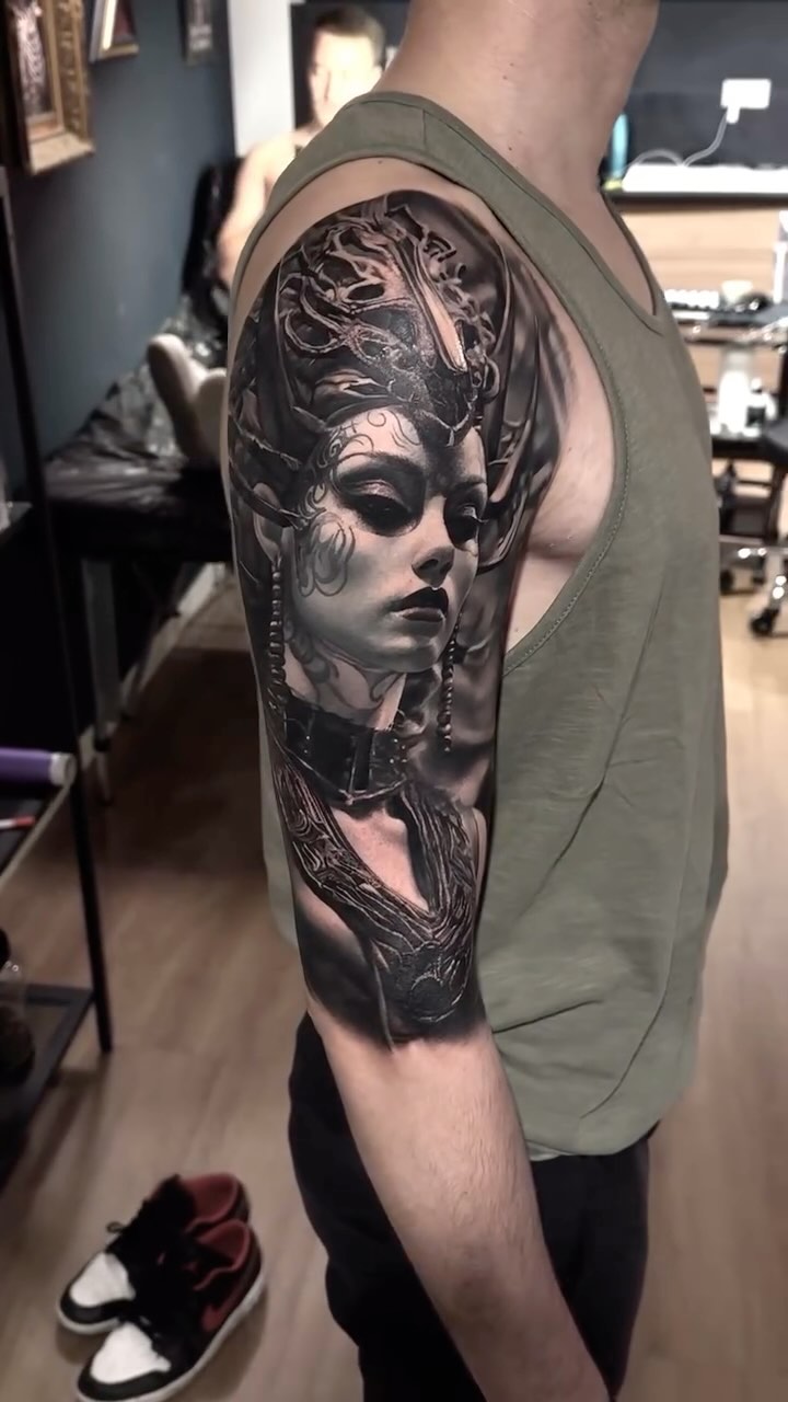 Tatouage par Noire Ink