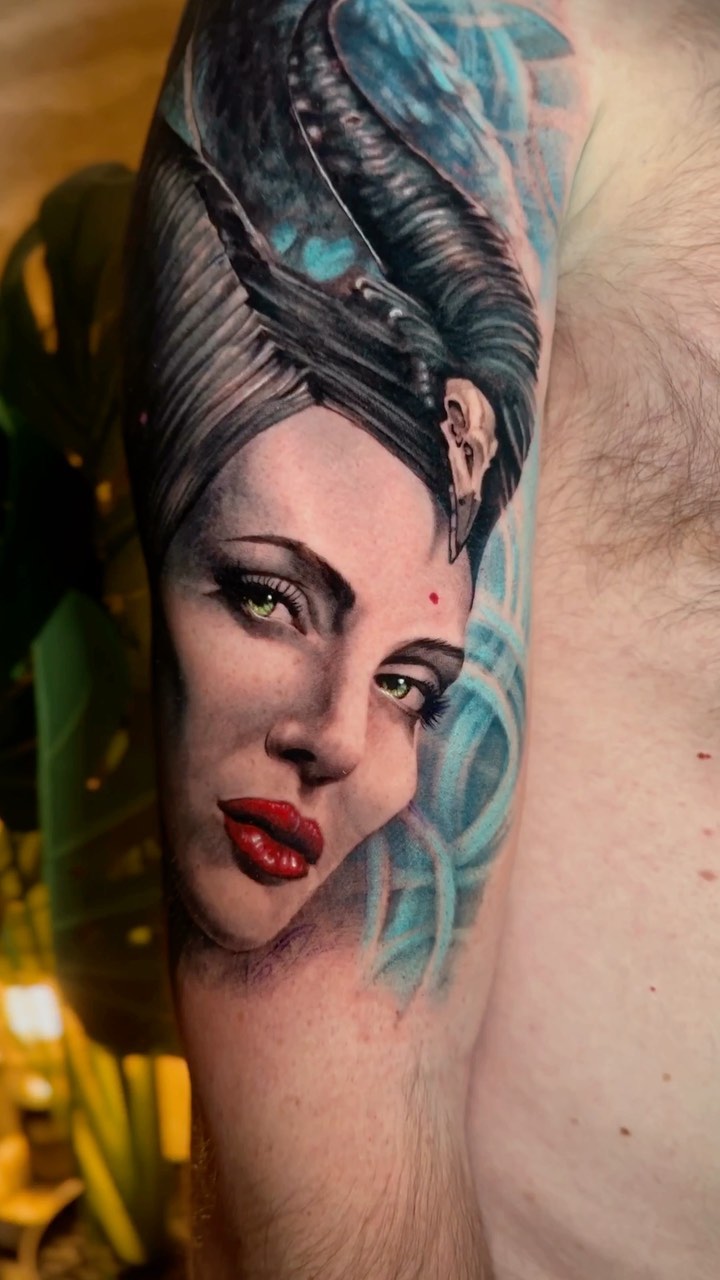 Portfolio de Ash Dry Tattoo