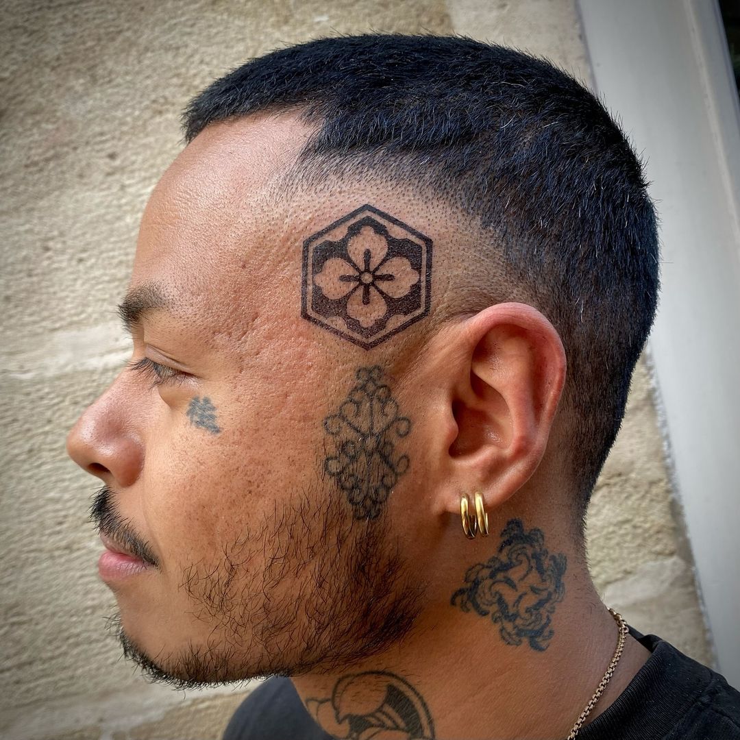Tatouage par Nekonek Aka DA DOT DOC