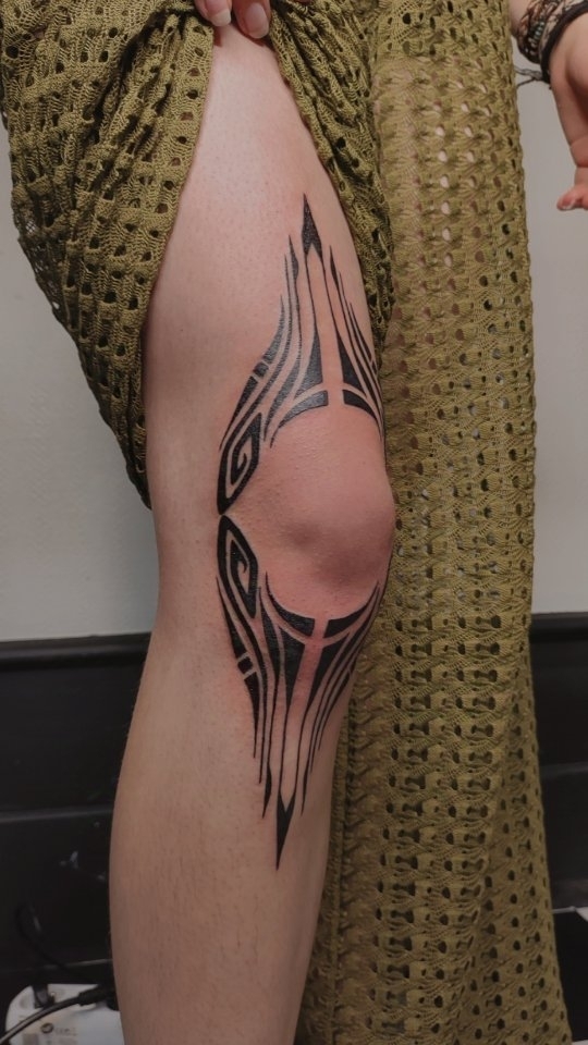Tatouage par Marie-Jeanne Nomad Tattoo Artist
