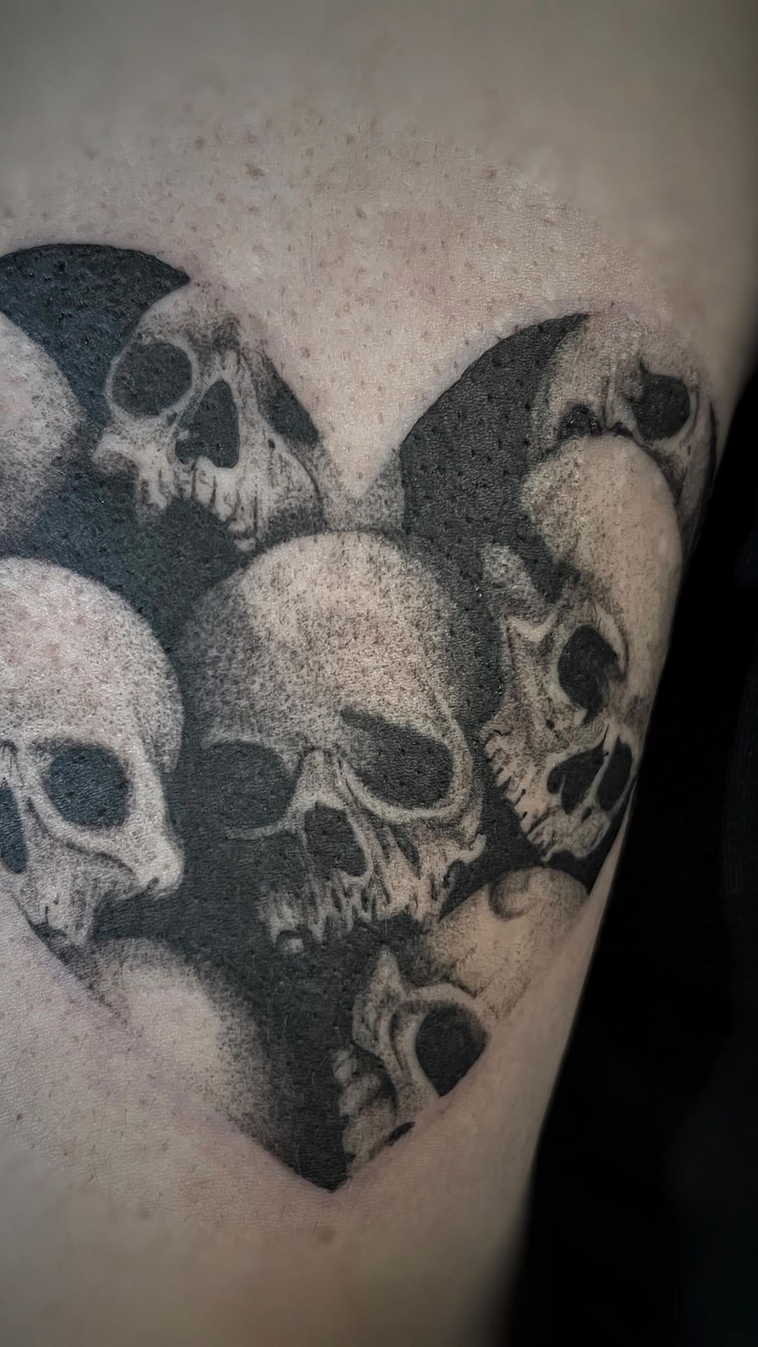 Tatouage par Black Hills Sanctuary