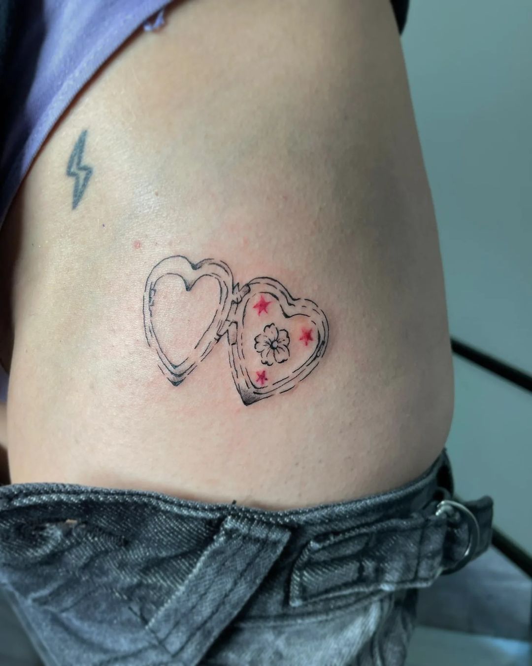 Tatouage par Ơɱéą