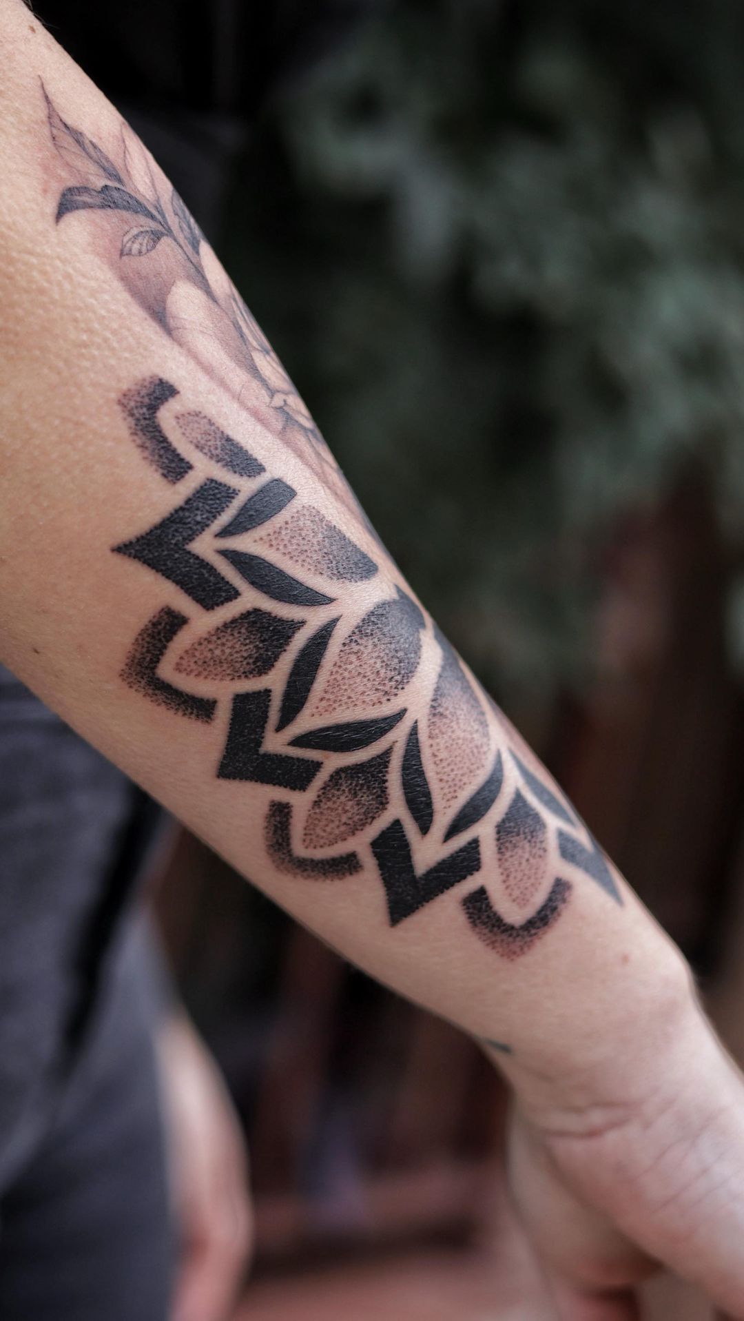 Tatouage par Charas Tattoo