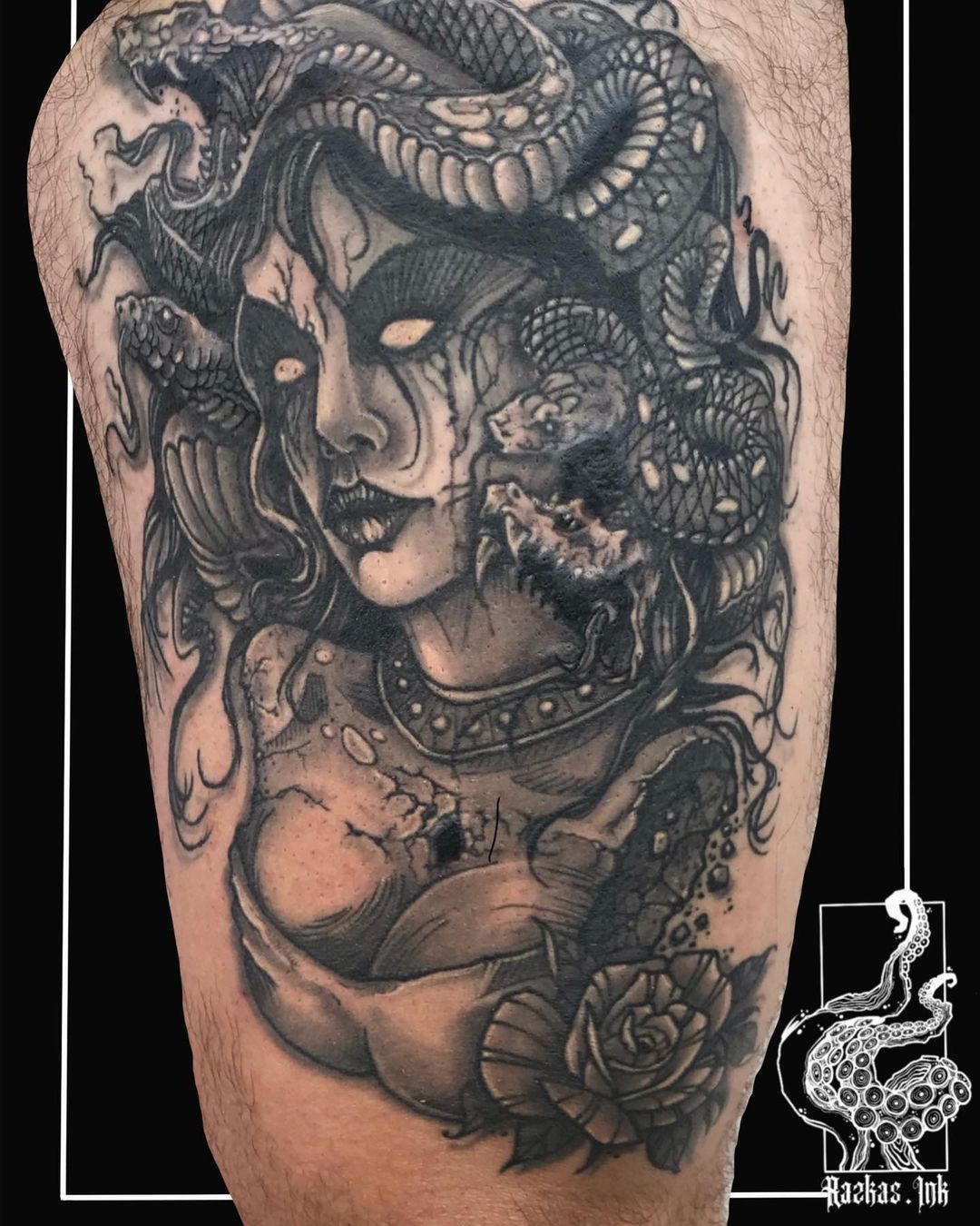 Tatouage par Razkas