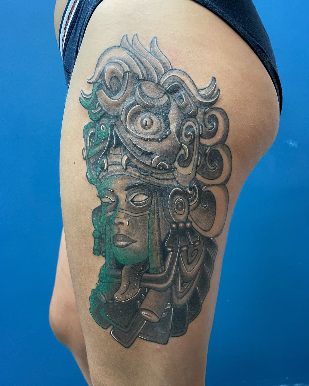 Tatouage par l'Aile Ou La Cuisse