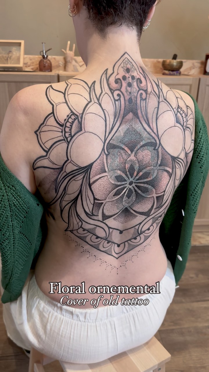 Tatouage par Shinjin श ञ ज न