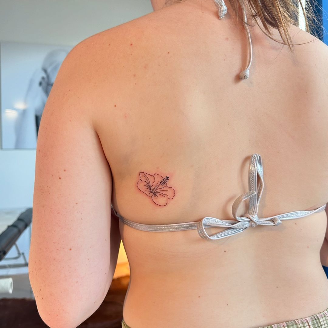 Tatouage par Enluzd Fine Line Tattoo Artist