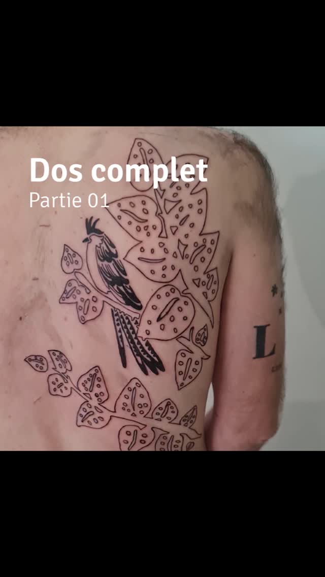 Portfolio de Camille Tatoueuse Style Floral Minimaliste Et Poétique