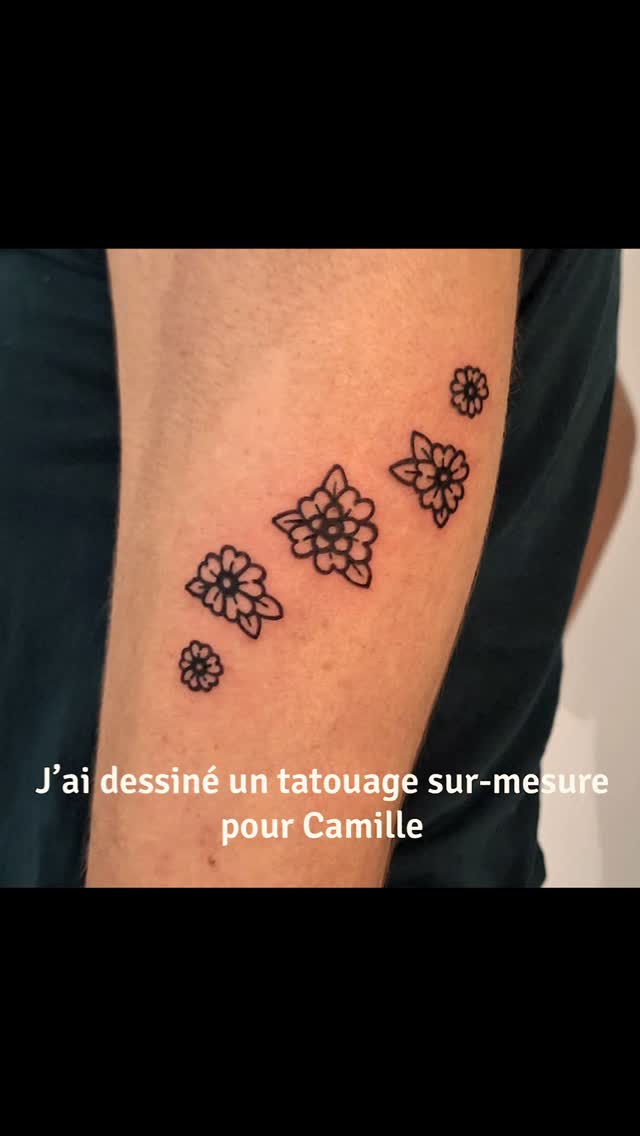 Portfolio de Camille Tatoueuse Style Floral Minimaliste Et Poétique