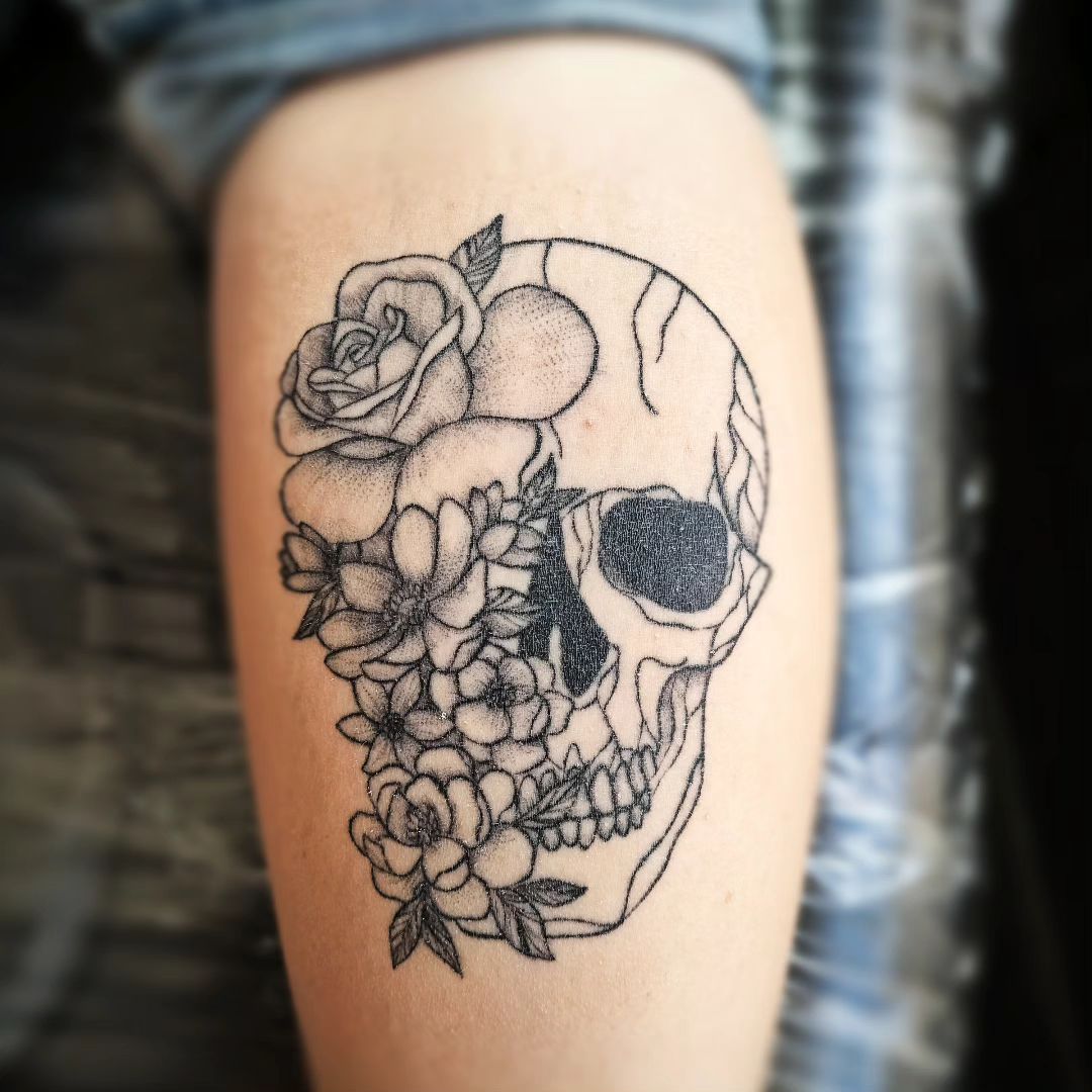 Tatouage par Léa Tatoueuse Rouen