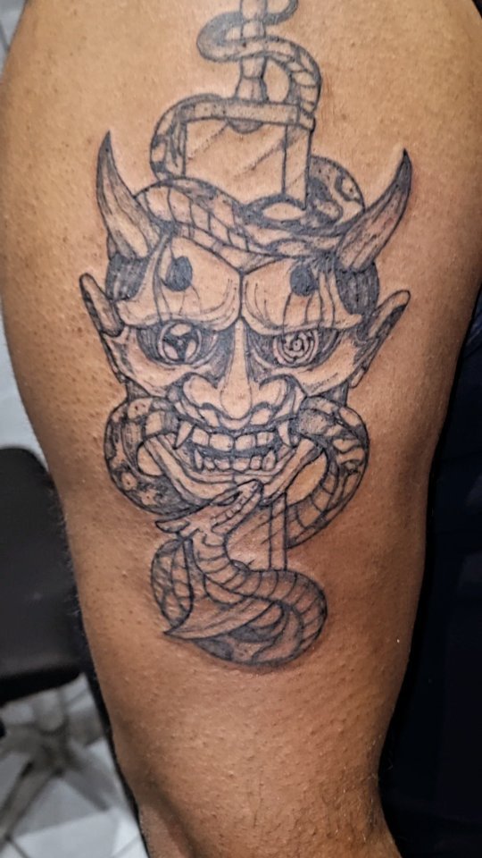 Tatouage par Judd Darkseid Studio Tattoo