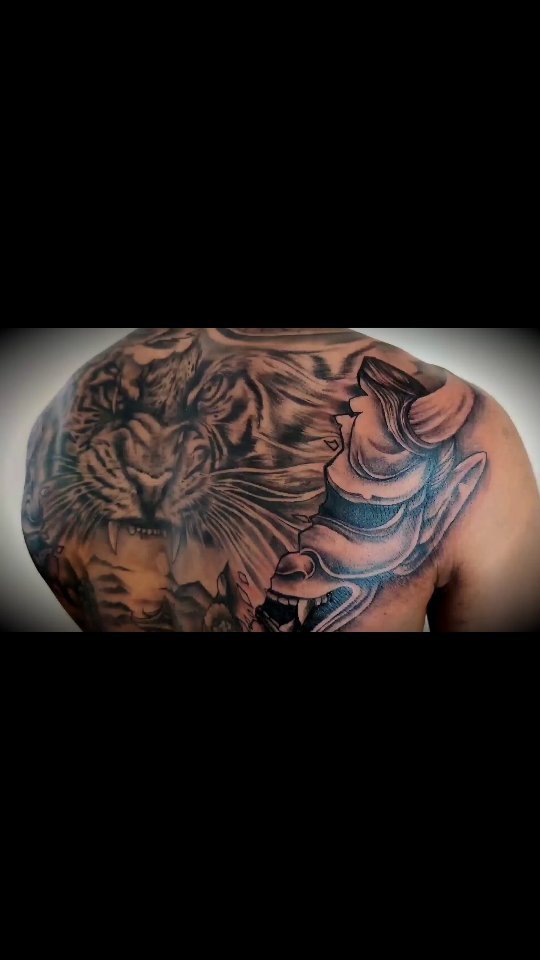 Tatouage par JM Tattoo
