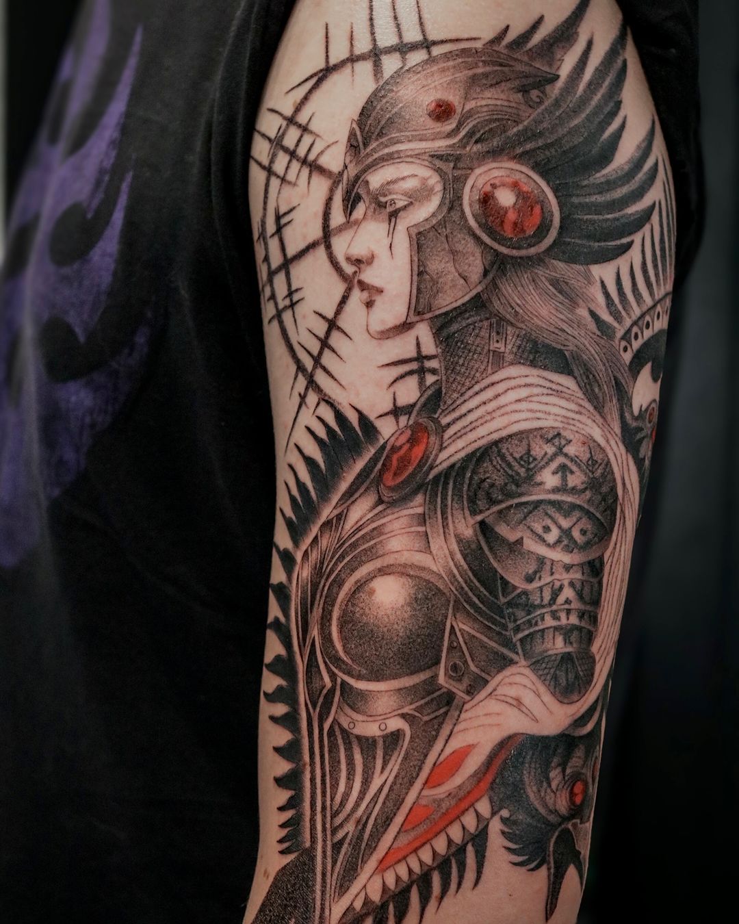 Tatouage par 爪尺 乙卂匚匚卄卂尺 ㄩ丂