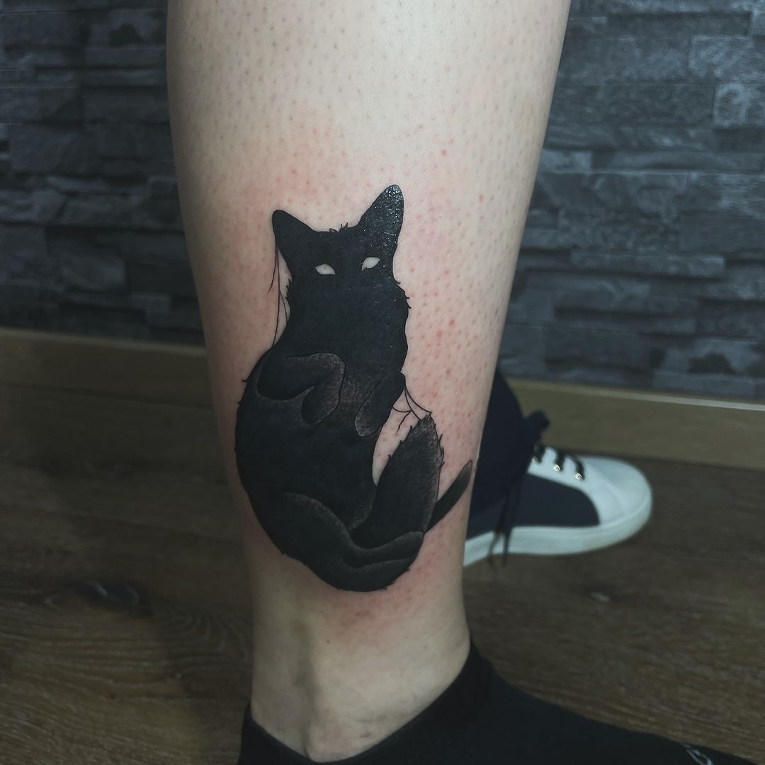 Tatouage par l'Aiguille Noire
