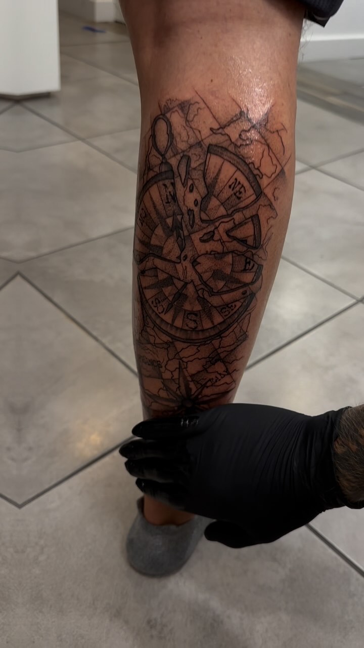 Tatouage par R A V 3 N