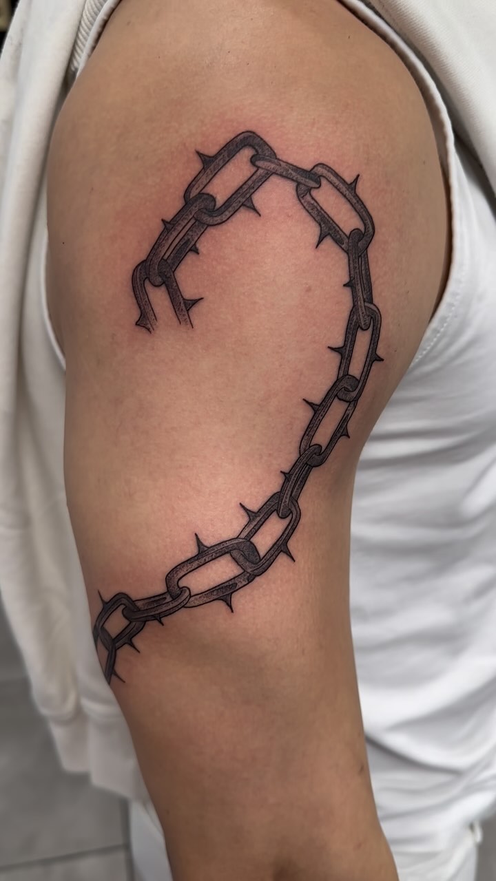 Tatouage par R A V 3 N