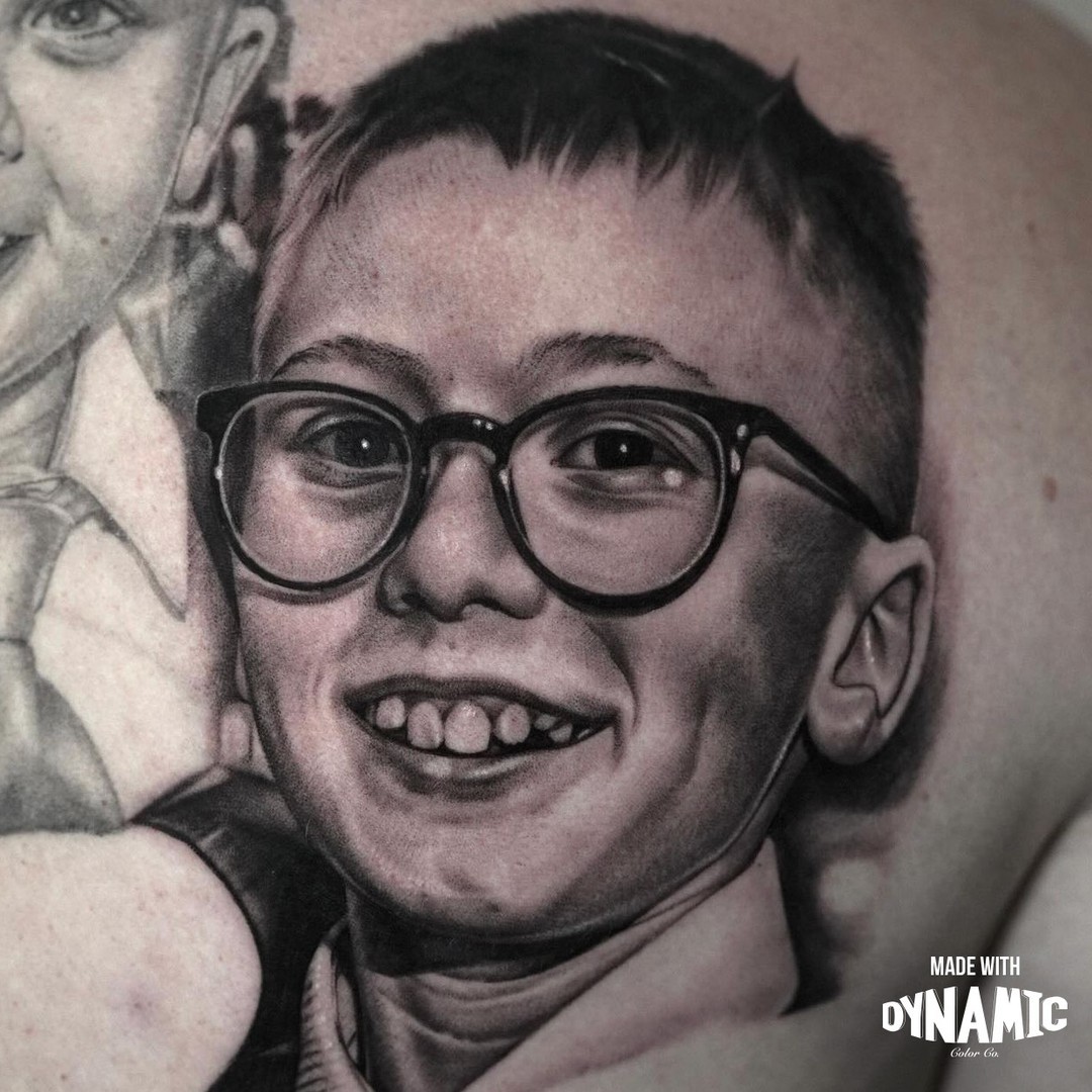 Tatouage par Dynamic COLOR