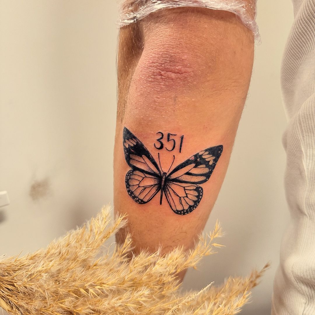 Tatouage par Caravane Tattoo