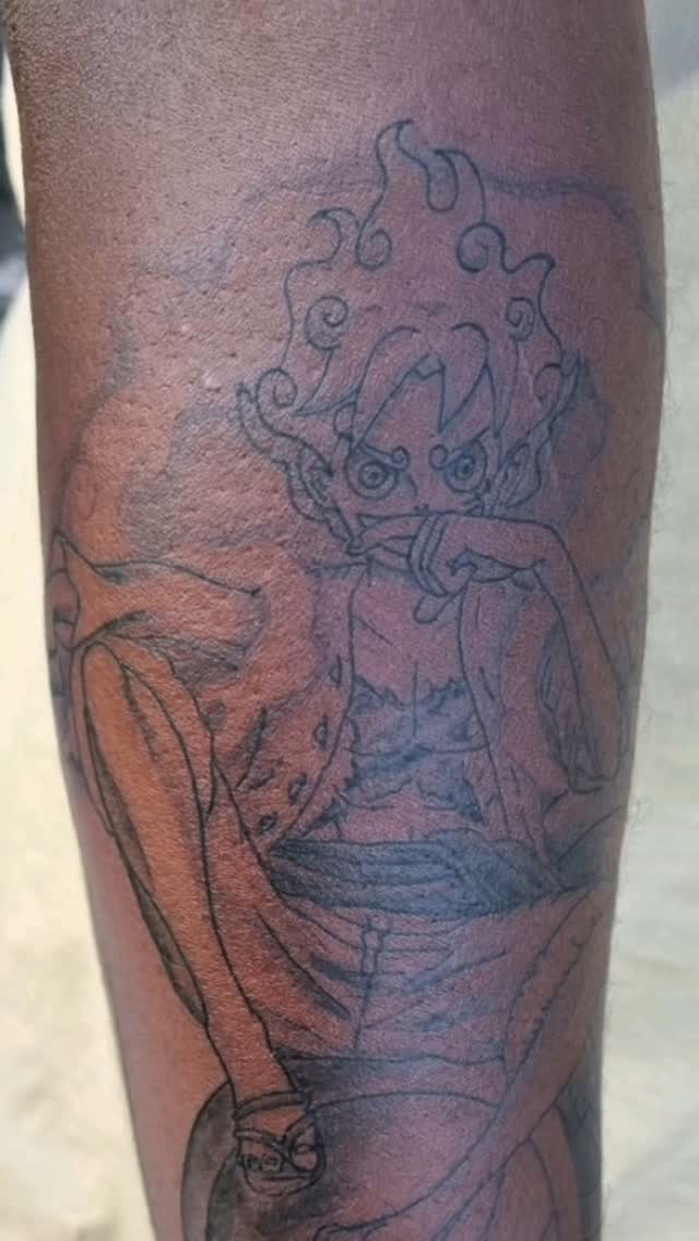 Travail de Andy Ilb - Tatoueur Noir Et Gris