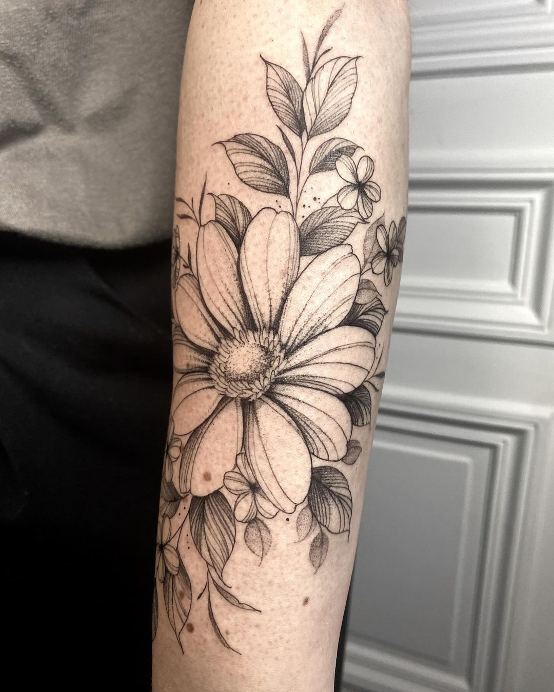 Travail de Tulipe . Tattoo Artist