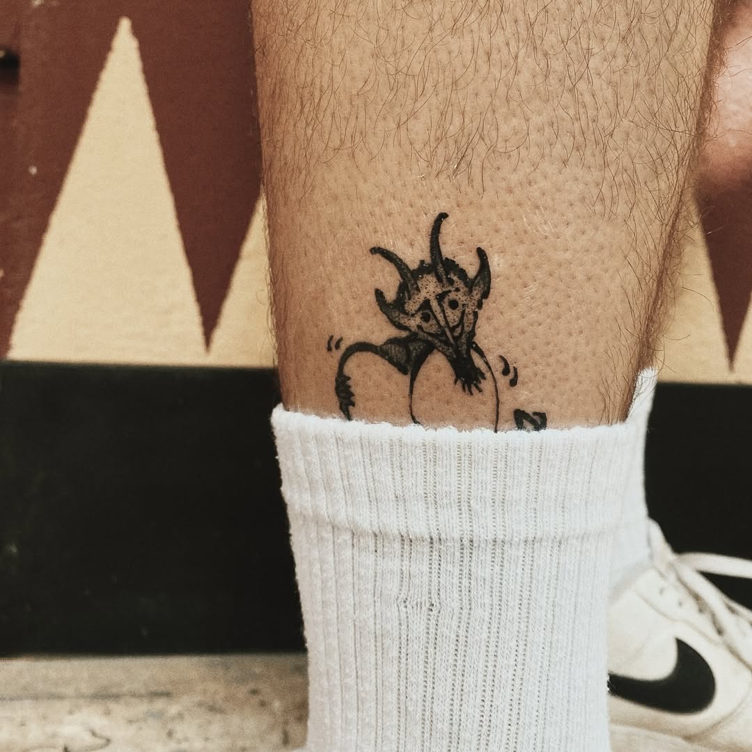 Tatouage par Zaiwu Tattoo Poètico-Bousille