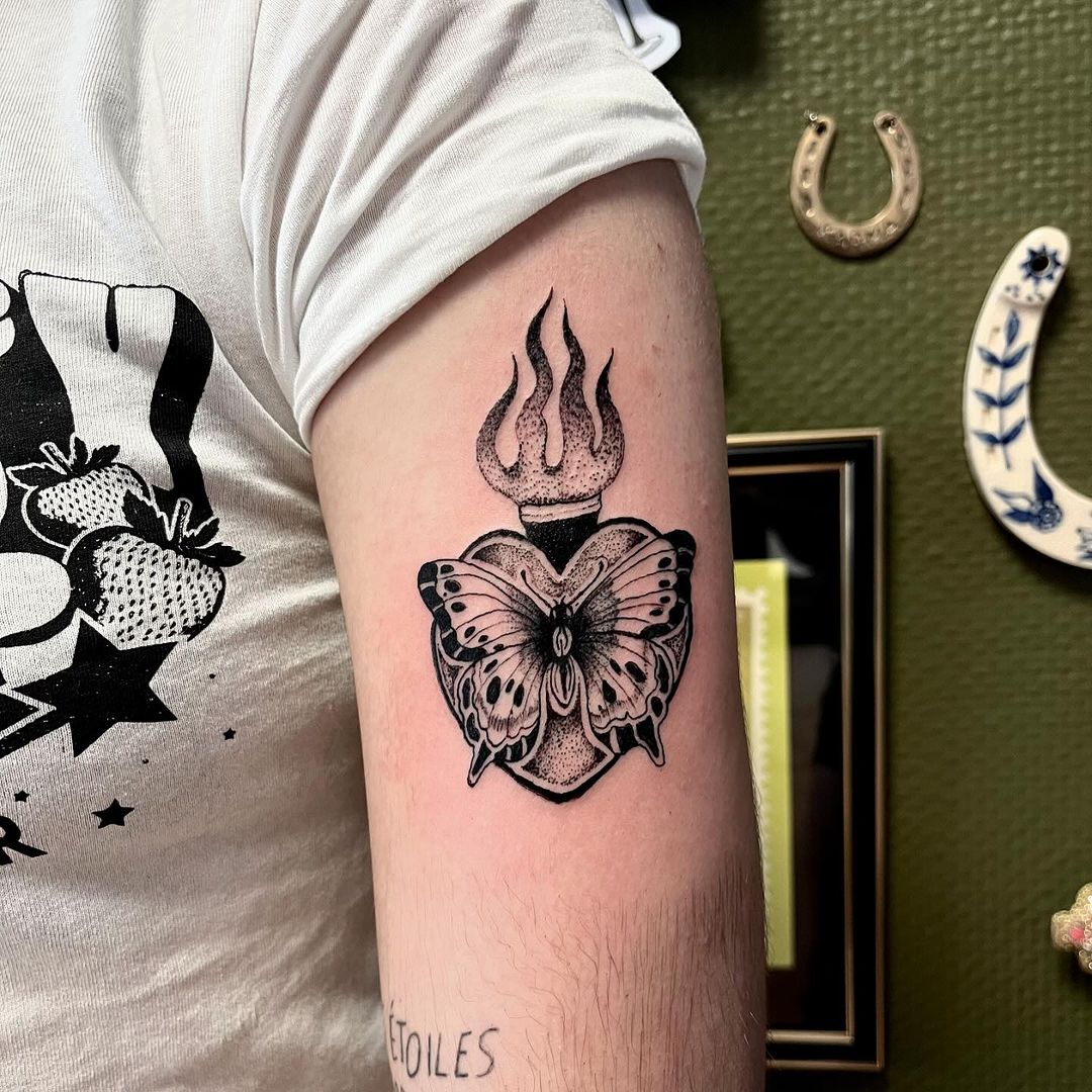 Tatouage par Heart Break Tattoo