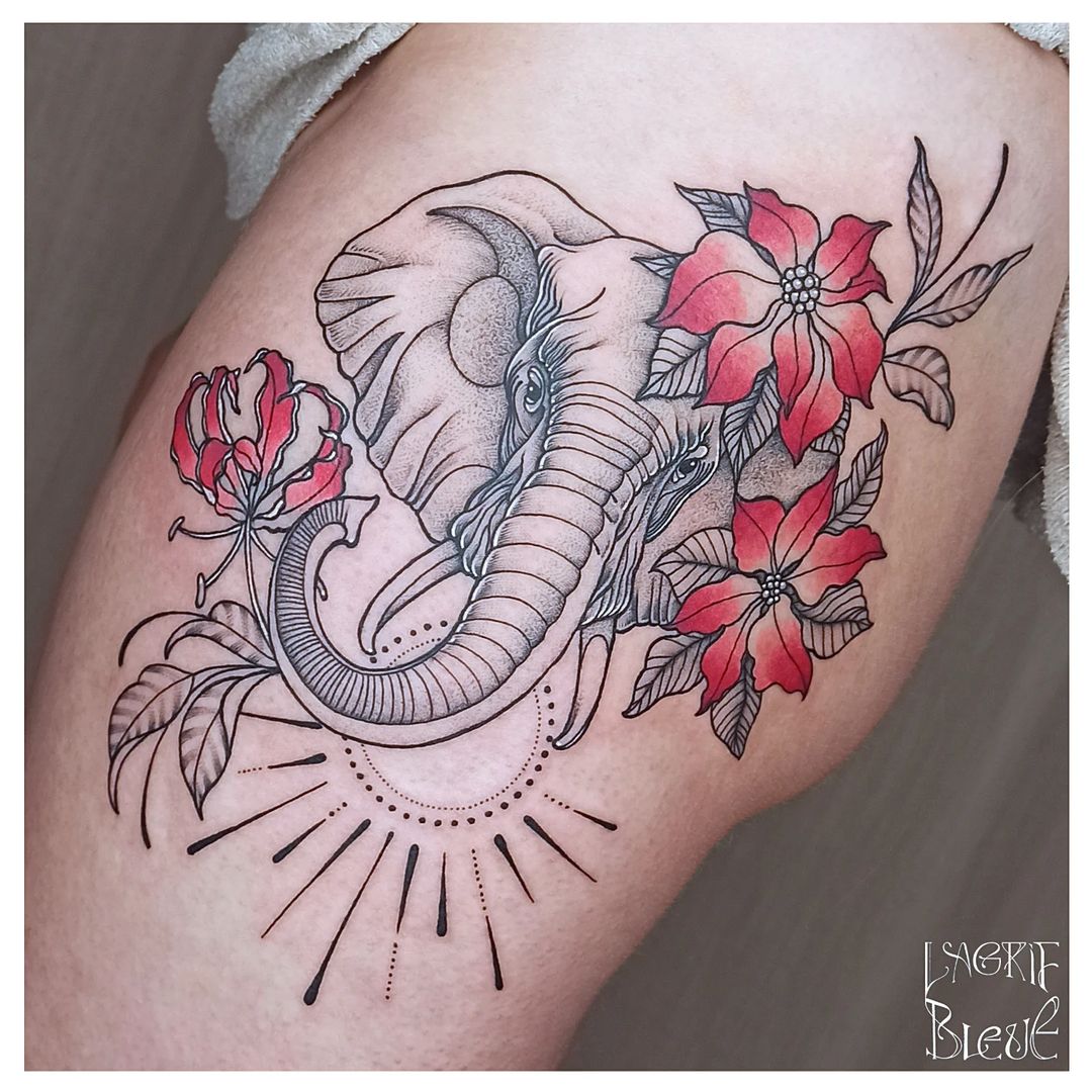 Tatouage par Lagrif Bleue Tattoo