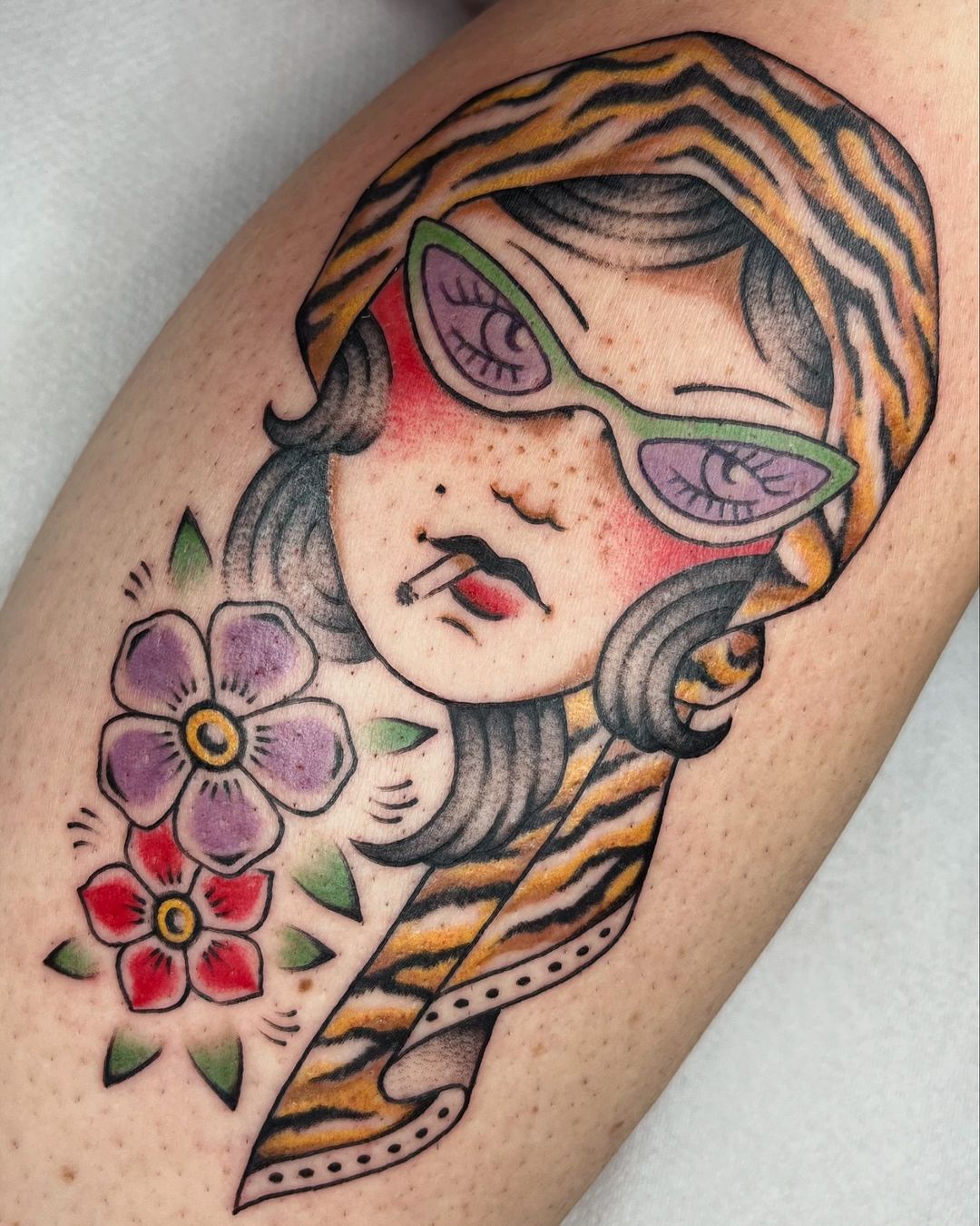 Tatouage par LISA Yekita ᴛ ᴀ ᴛ ᴛ ᴏ ᴏ