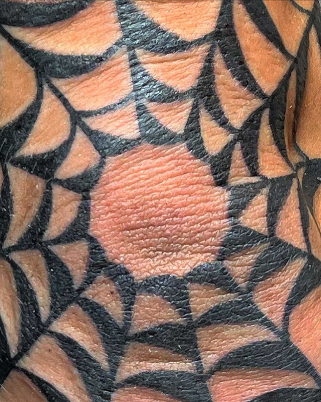 Travail de CRY BABY Tattoo Social CLUB
