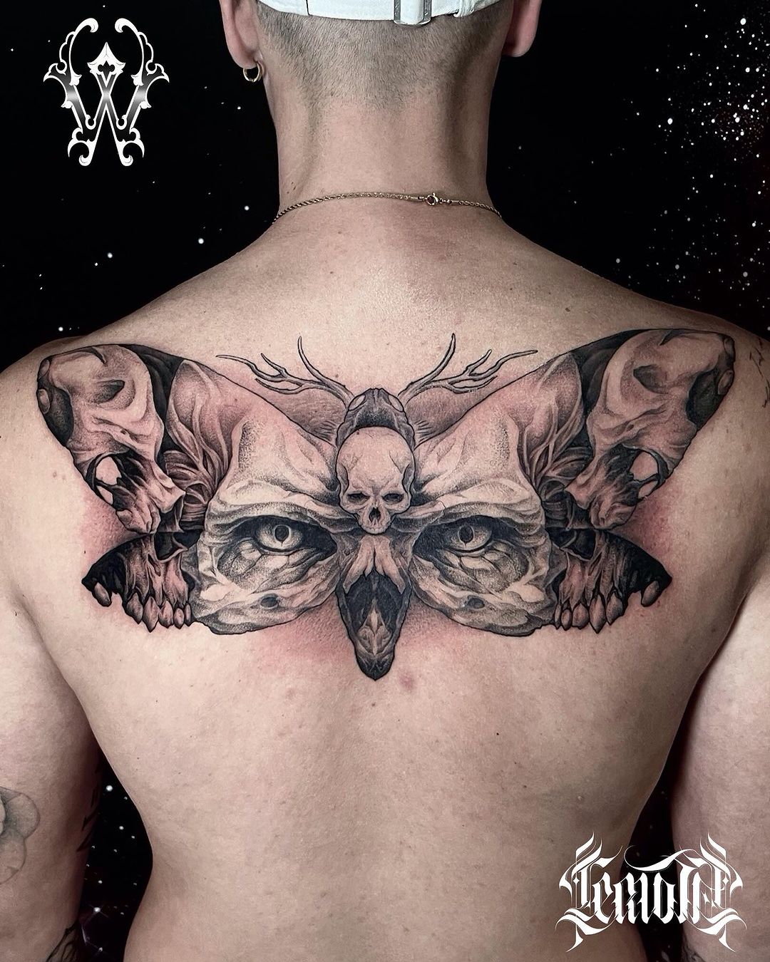 Tatouage par Lemothtontatoueur