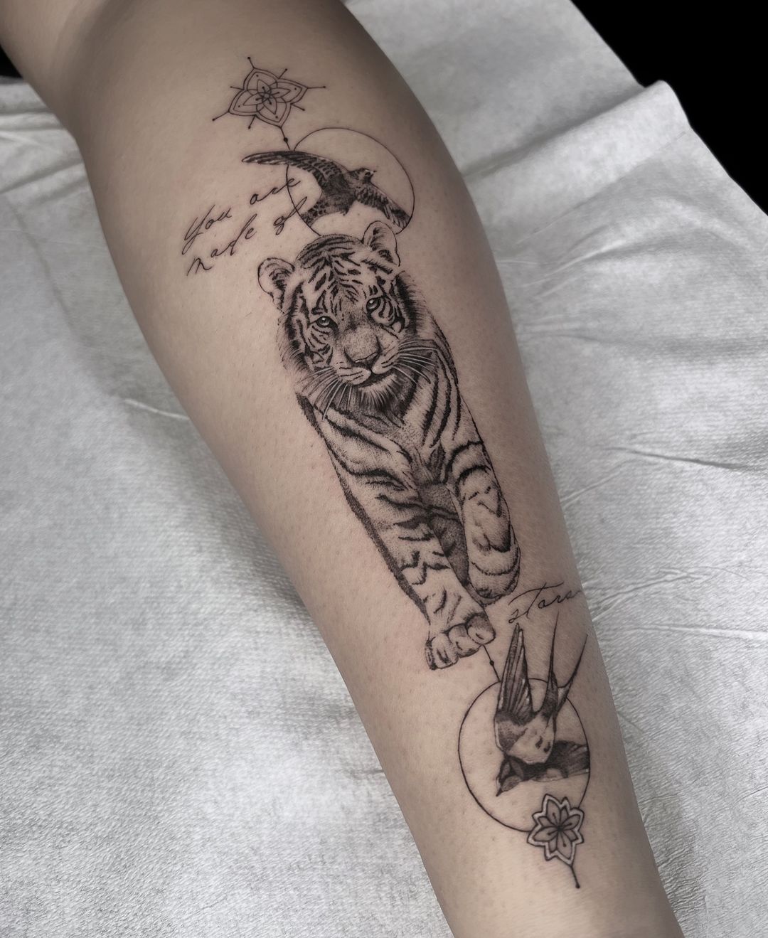 Tatouage par Elo B Tattoo Montpellier