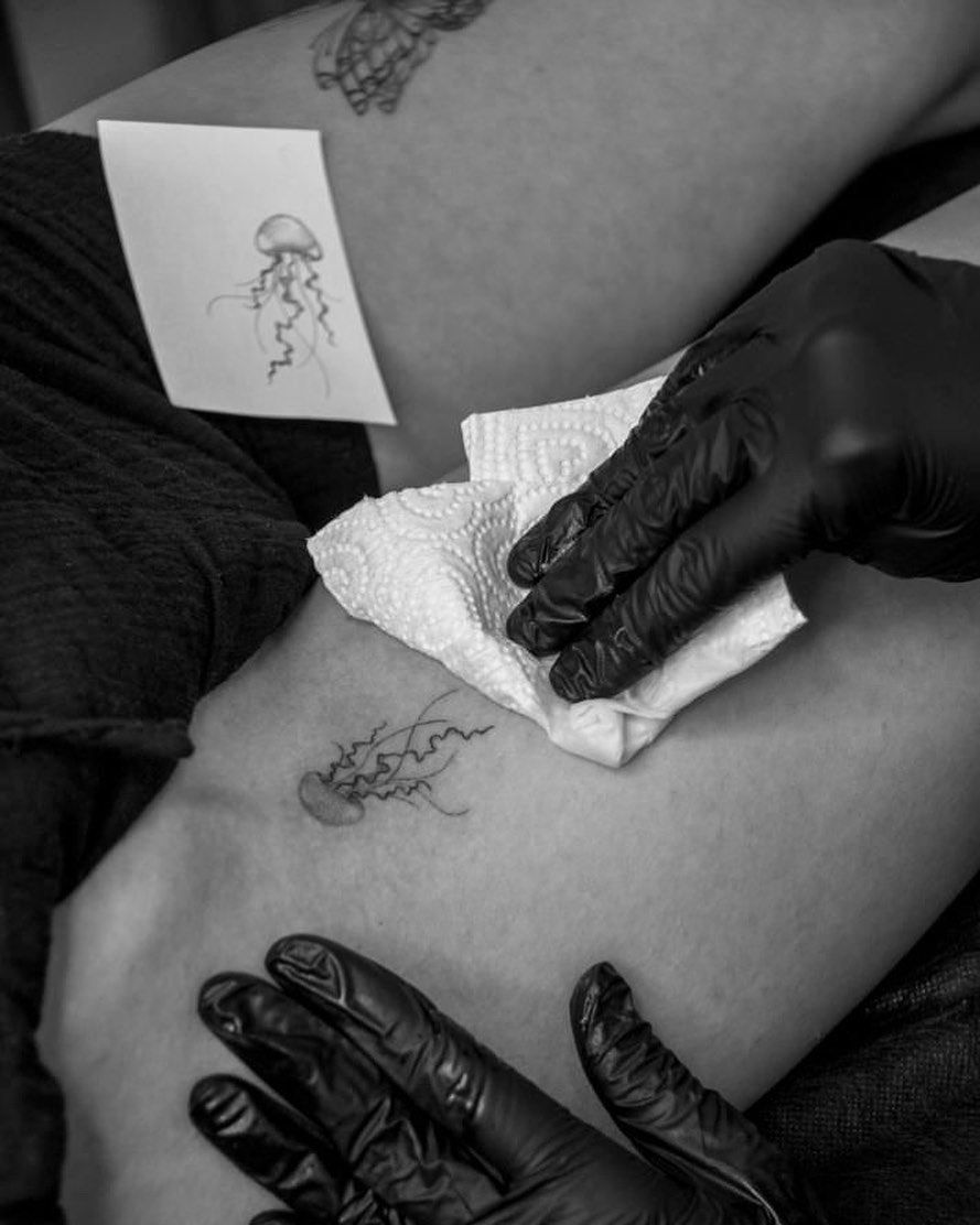Portfolio de Ann Handpoke Tattoo