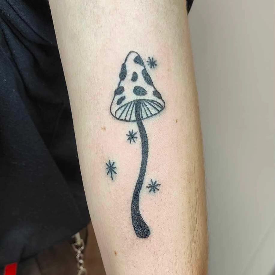Tatouage par Ella Bruixa